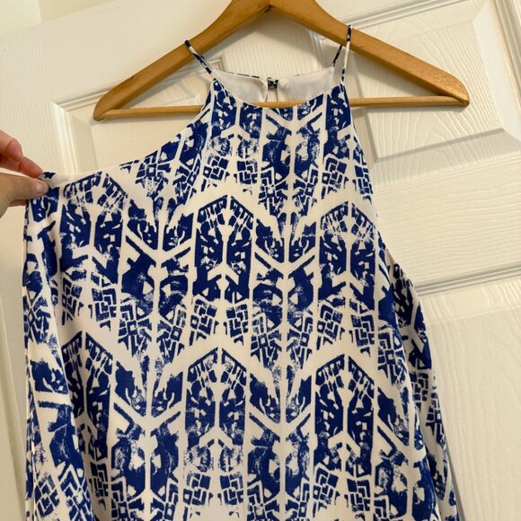 Vestique Pattern Dress - Picture 5 of 6